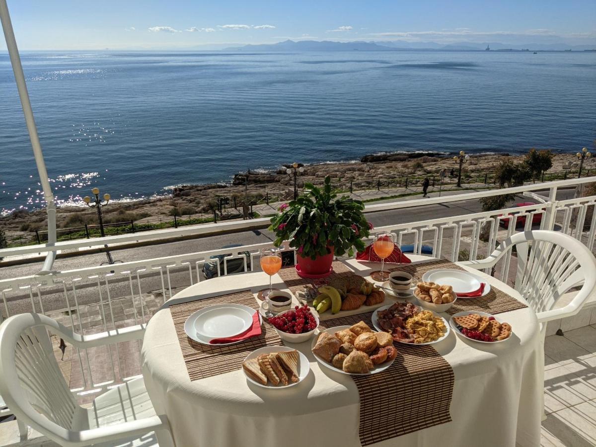 Luxurious Sea View Apartment Piraeus Exterior photo