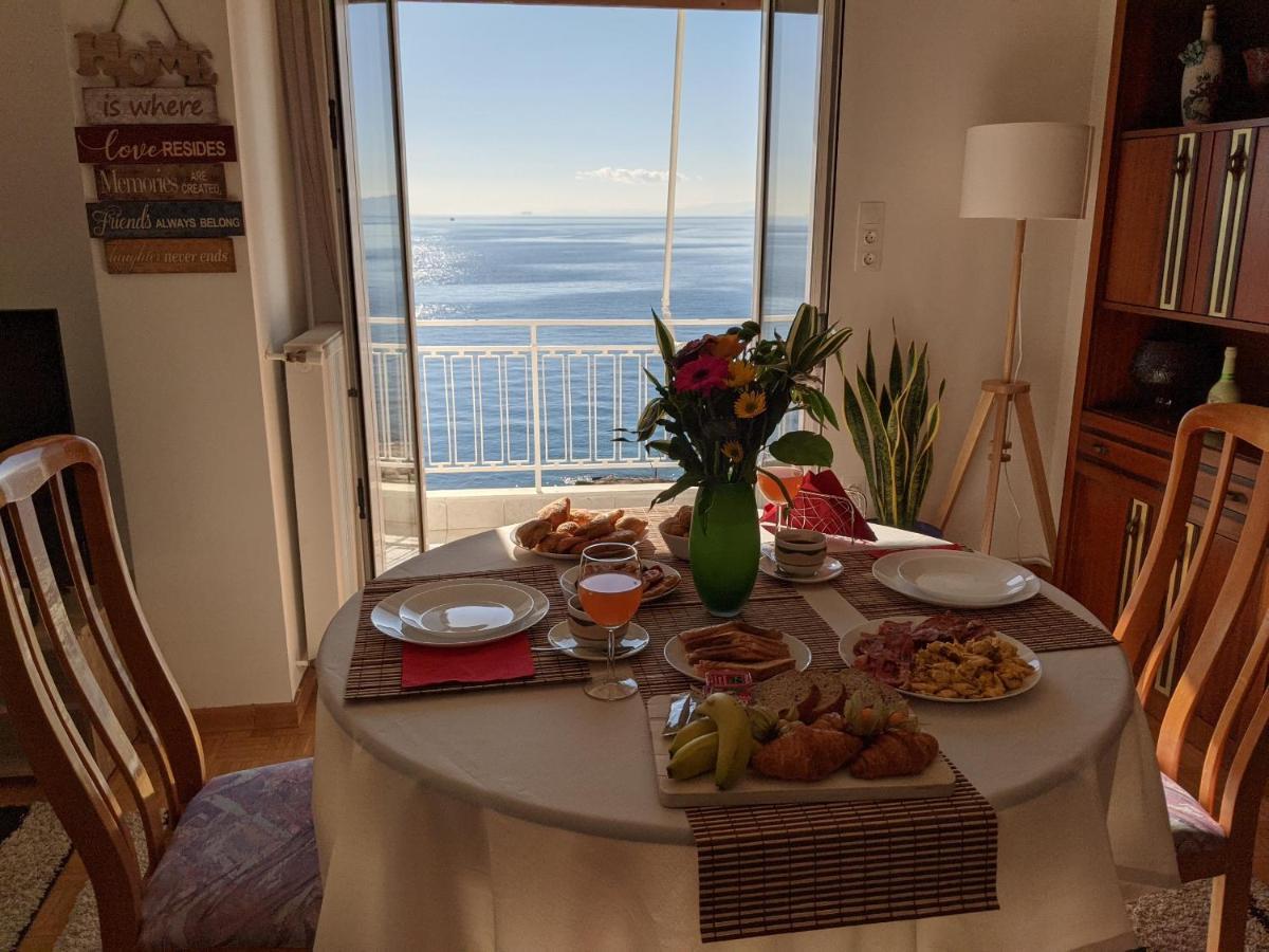 Luxurious Sea View Apartment Piraeus Exterior photo